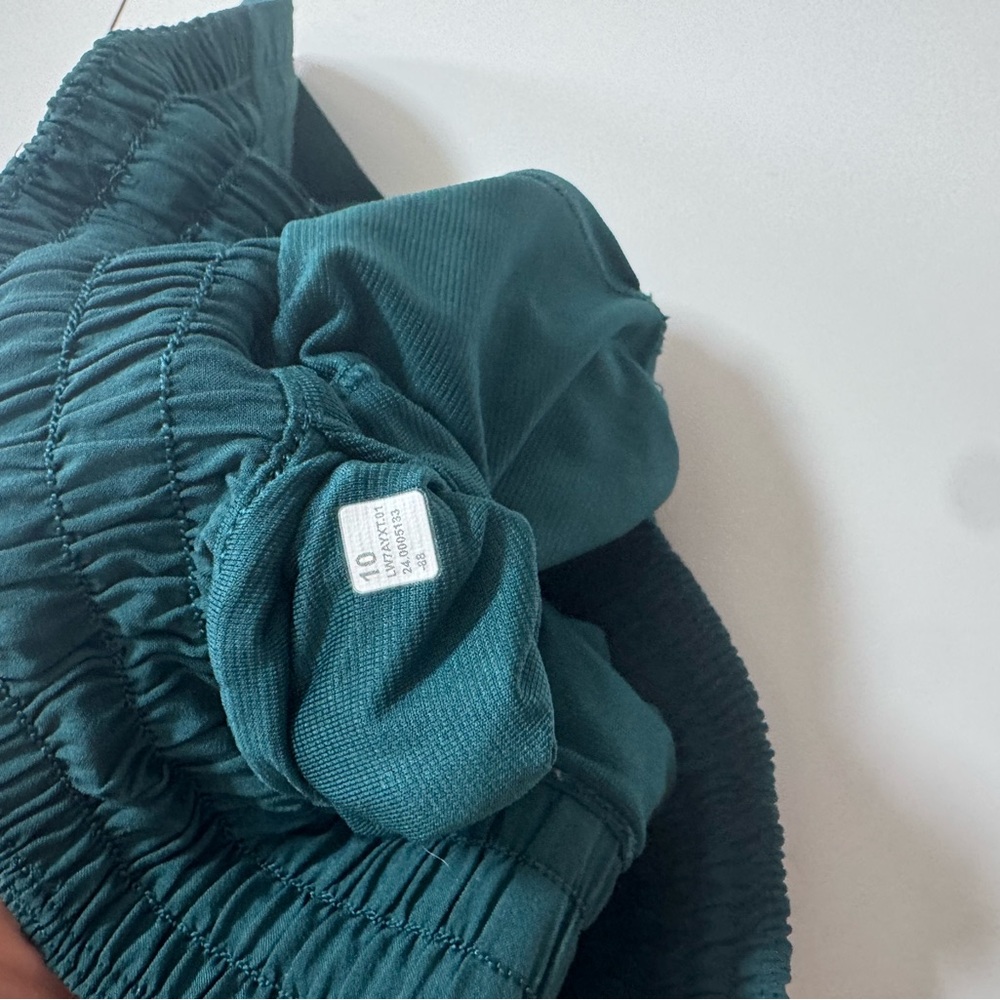 Lululemon Storm Teal Hotty Hot HR 4” sz 10 - Picture 3 of 3